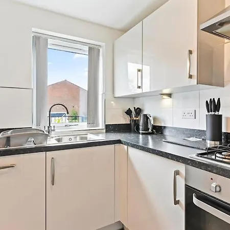Stylish Modern - Sleeps 5 - Free Parking Birmingham